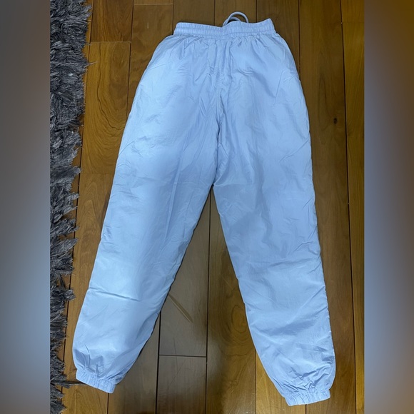 🩵 Adidas Track Pants seen on Hailey Bieber - Picture 3 of 5